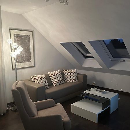 2-Zimmer-Ferienwohnung Mit Hotelservice Und 2 Balkons - Golf, Bike Und Wellness Im Markgraeflerland Bad Bellingen Exterior photo